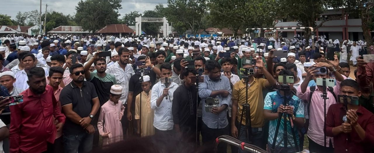 উপজেলা সদর দপ্তর ইস্যুতে ছাত্র সমাবেশ
